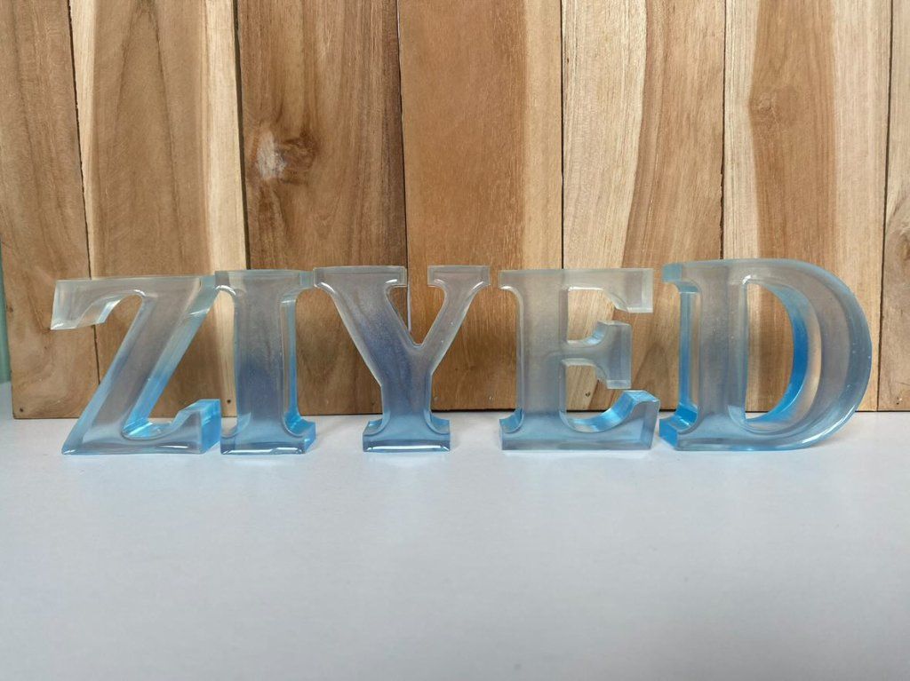 Lettre de 6cm